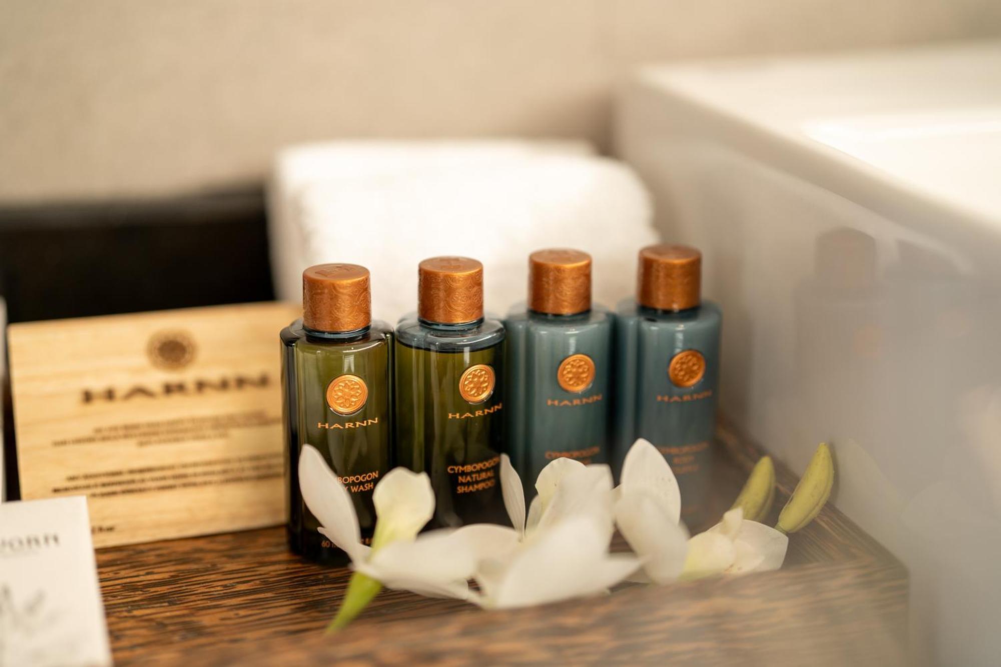 Thavorn Beach Village Resort & Spa Phuket Kamala Beach Exterior foto Hair and body care products