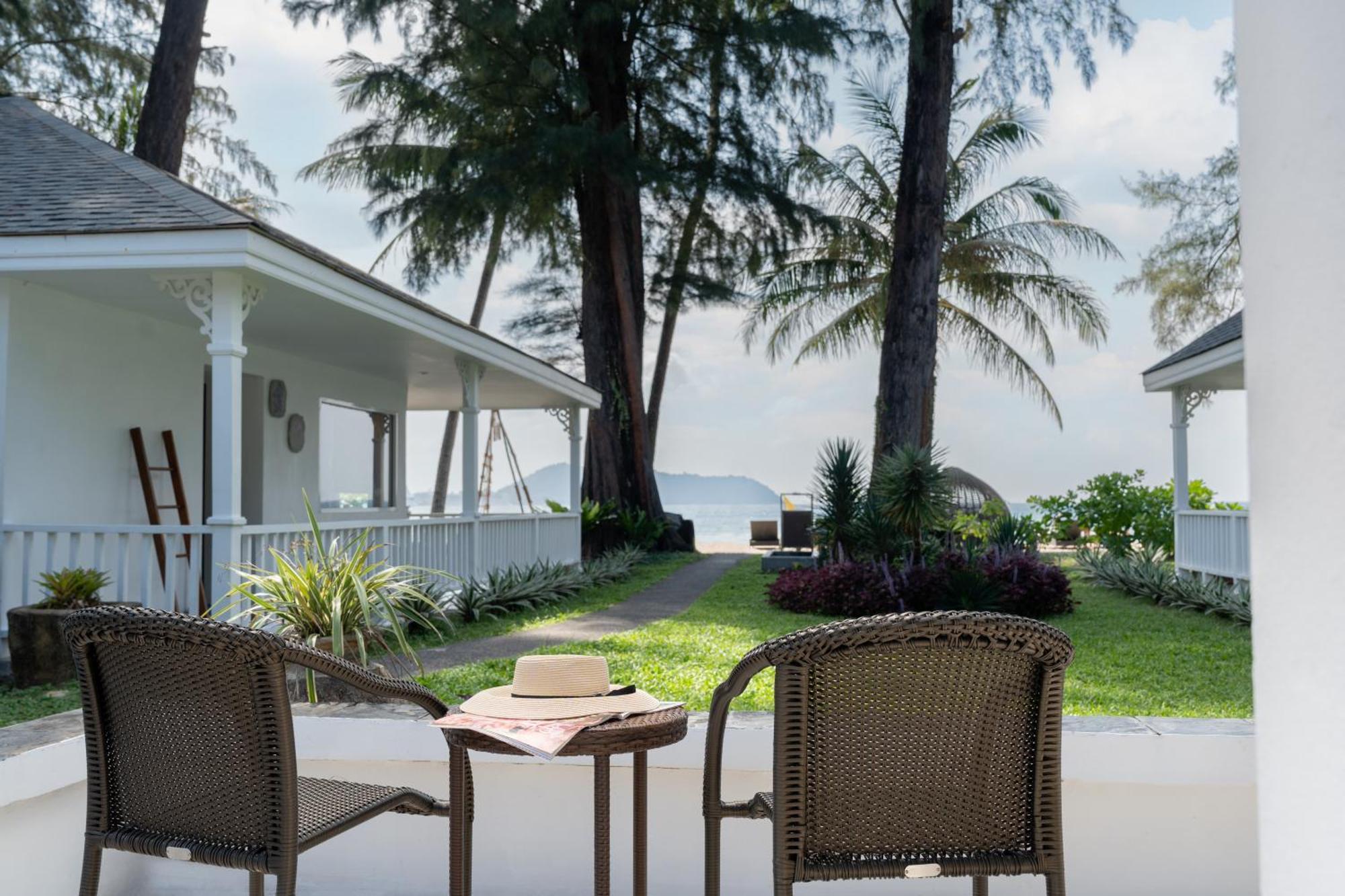 Thavorn Beach Village Resort & Spa Phuket Kamala Beach Exterior foto The beach at the resort